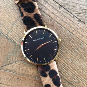 Leopard calf-hair leather watch.